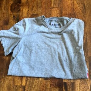 champion t-shirt medium!